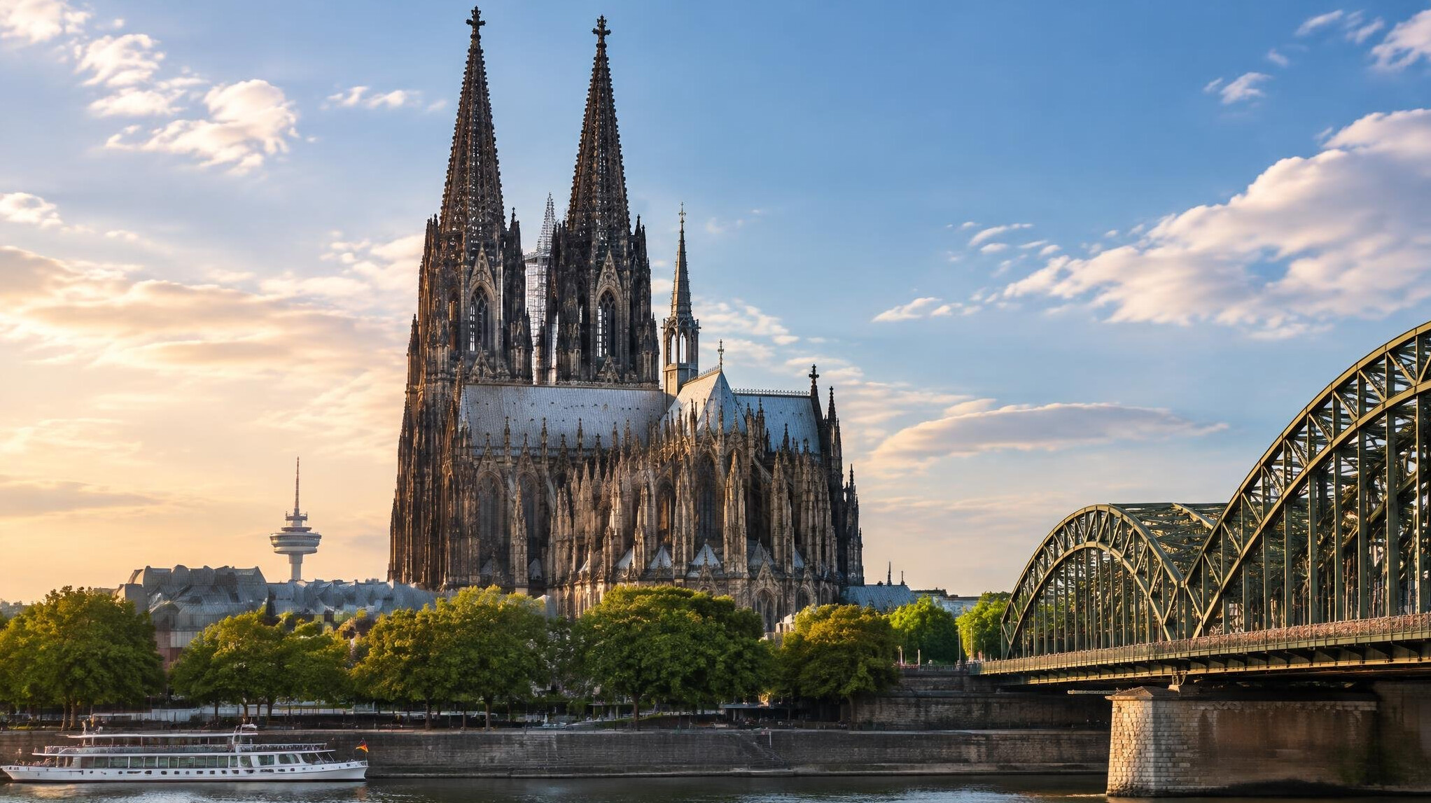 cologne cathedral exterior